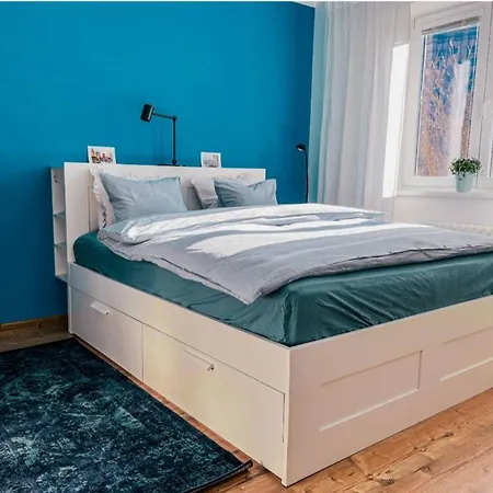 Orient Pri Hokejovom Stadione Appartamento *