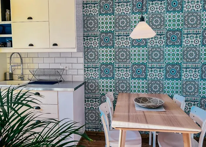 Orient Pri Hokejovom Stadione *